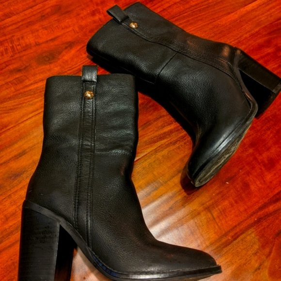 Nine West Pull-On Boot - Picture 5 of 5
